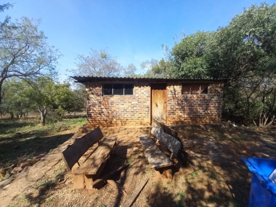 5 Bedroom Property for Sale in Broederstroom North West